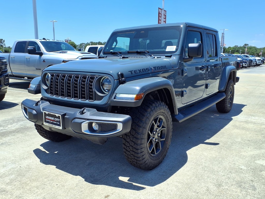 New 2026 Jeep Gladiator Texas Trail Pickup