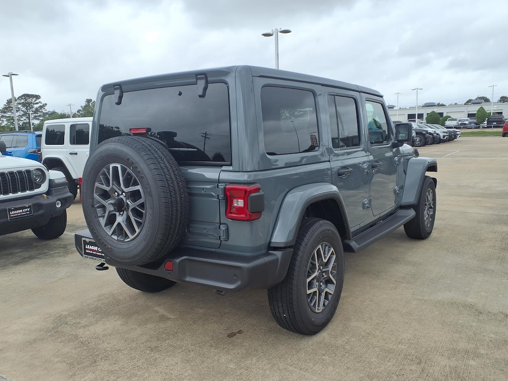 New 2026 Jeep Wrangler 4-Door Sahara Sport Utility