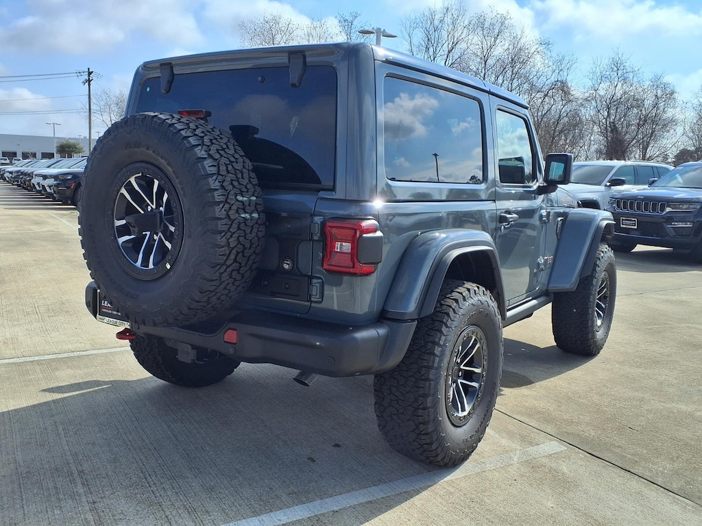 New 2026 Jeep Wrangler 2-Door Rubicon X Sport Utility