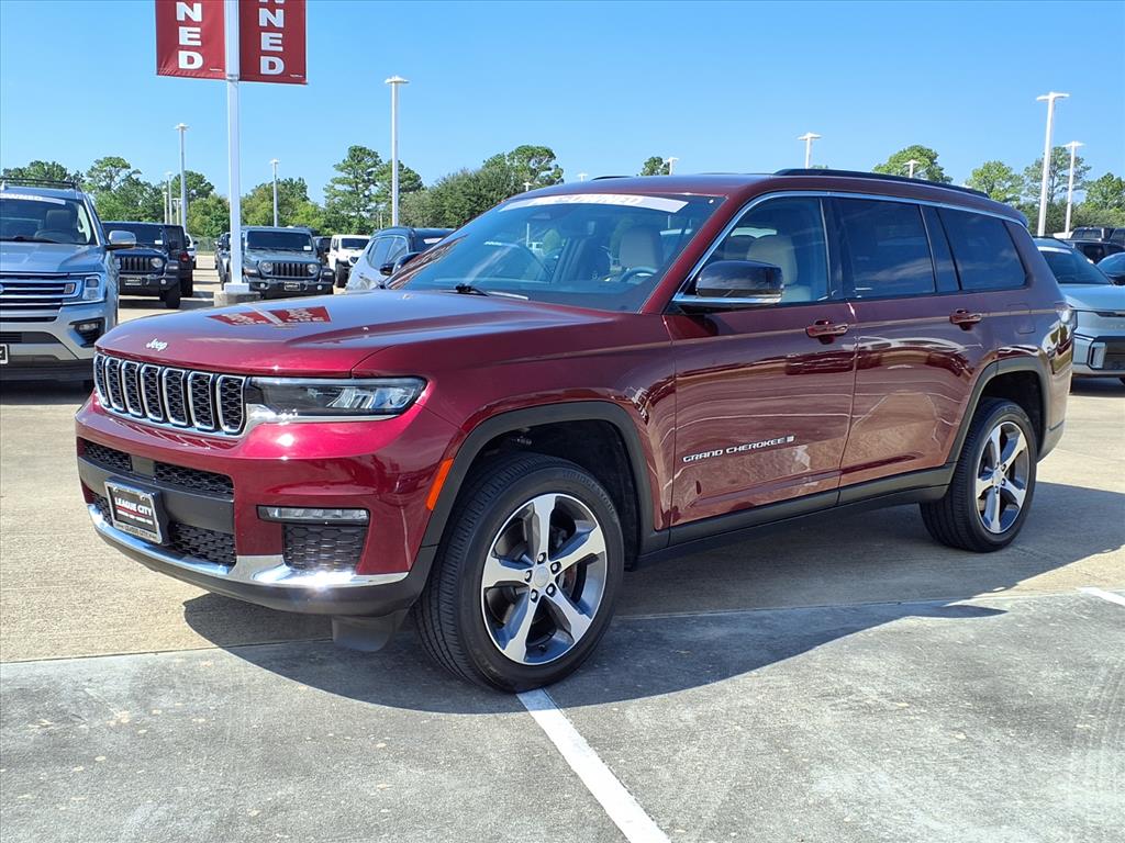 2024 Jeep Grand Cherokee Limited photo 2