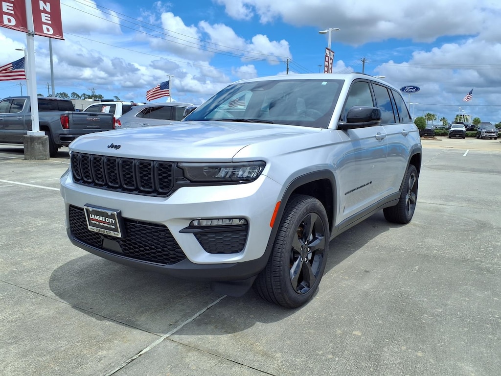 Used 2025 Jeep Grand Cherokee Limited SUV
