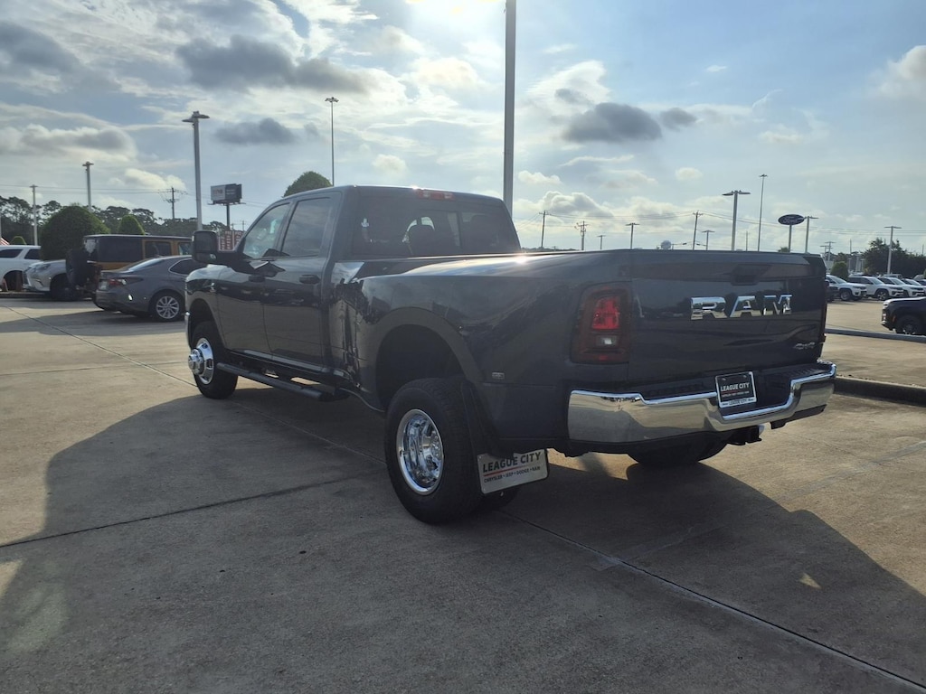 New 2027 Ram 3500 Tradesman Crew Cab