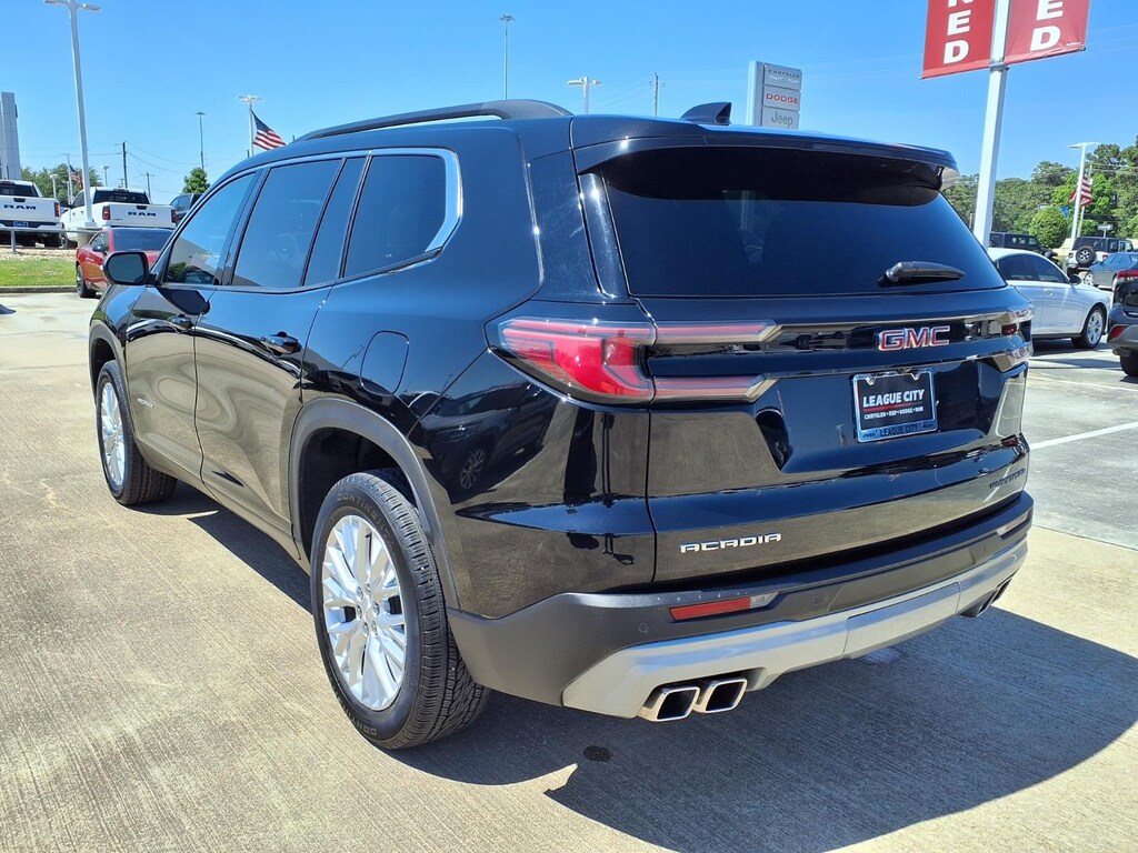 Used 2024 GMC Acadia Elevation Elevation SUV