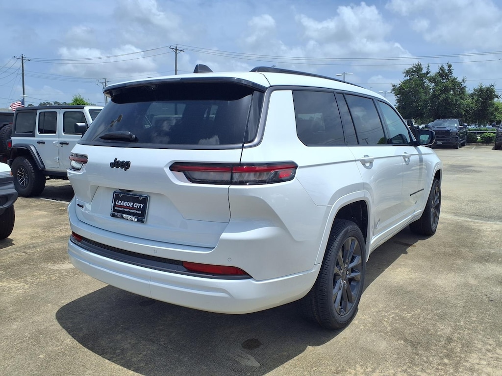 New 2026 Jeep Grand Cherokee L Limited Reserve Sport Utility