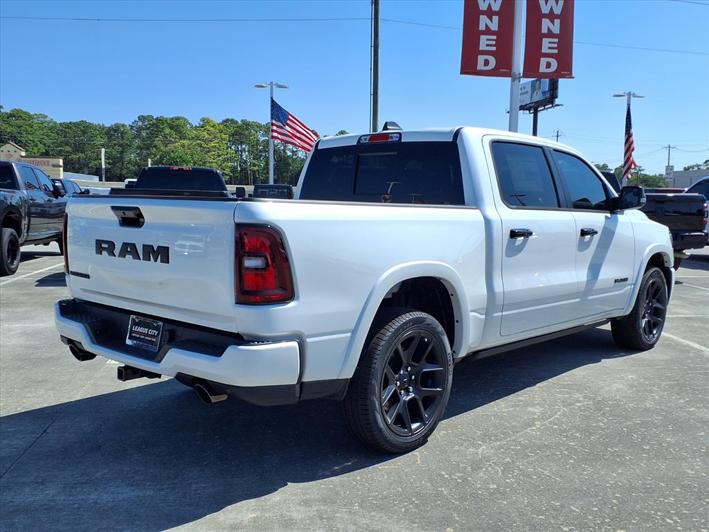 2026 Ram 1500 Laramie photo 4