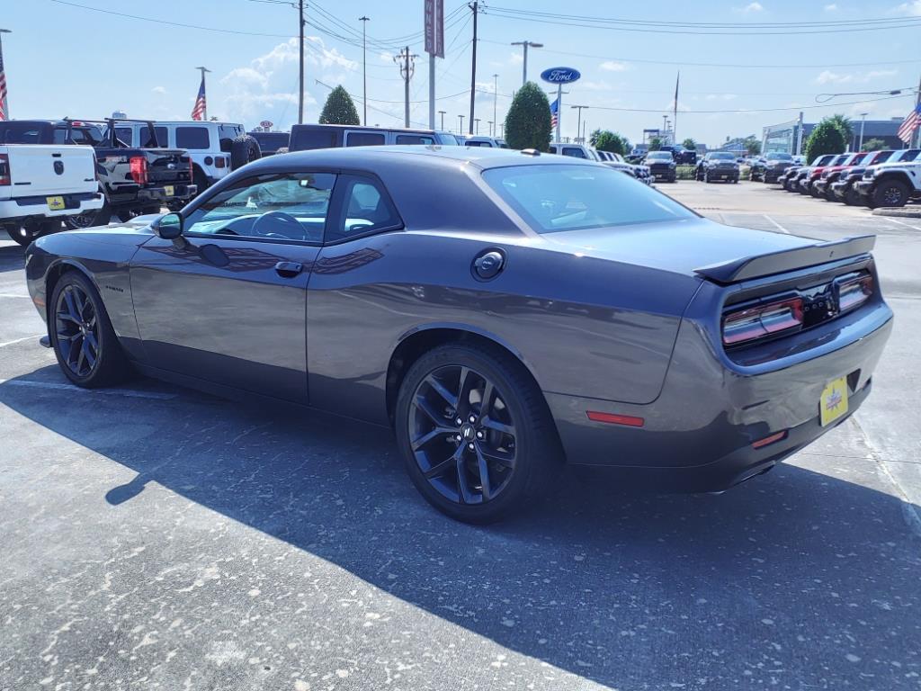 Used 2022 Dodge Challenger R/T with VIN 2C3CDZBT8NH108564 for sale in Dickinson, TX