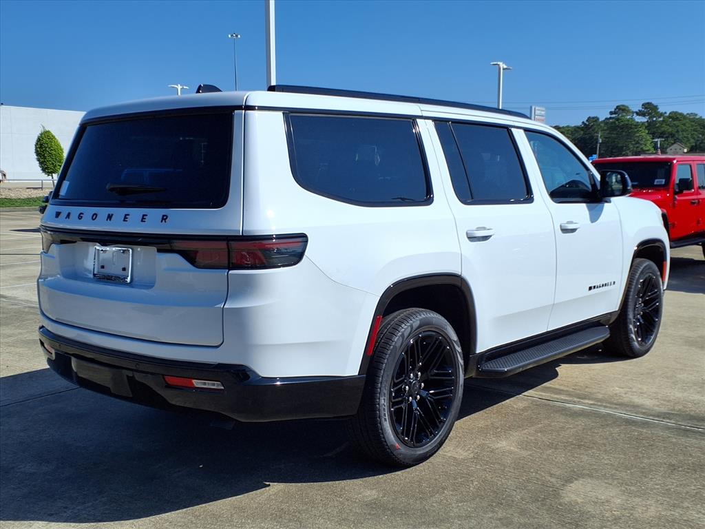 2025 Jeep Wagoneer Carbide photo 4
