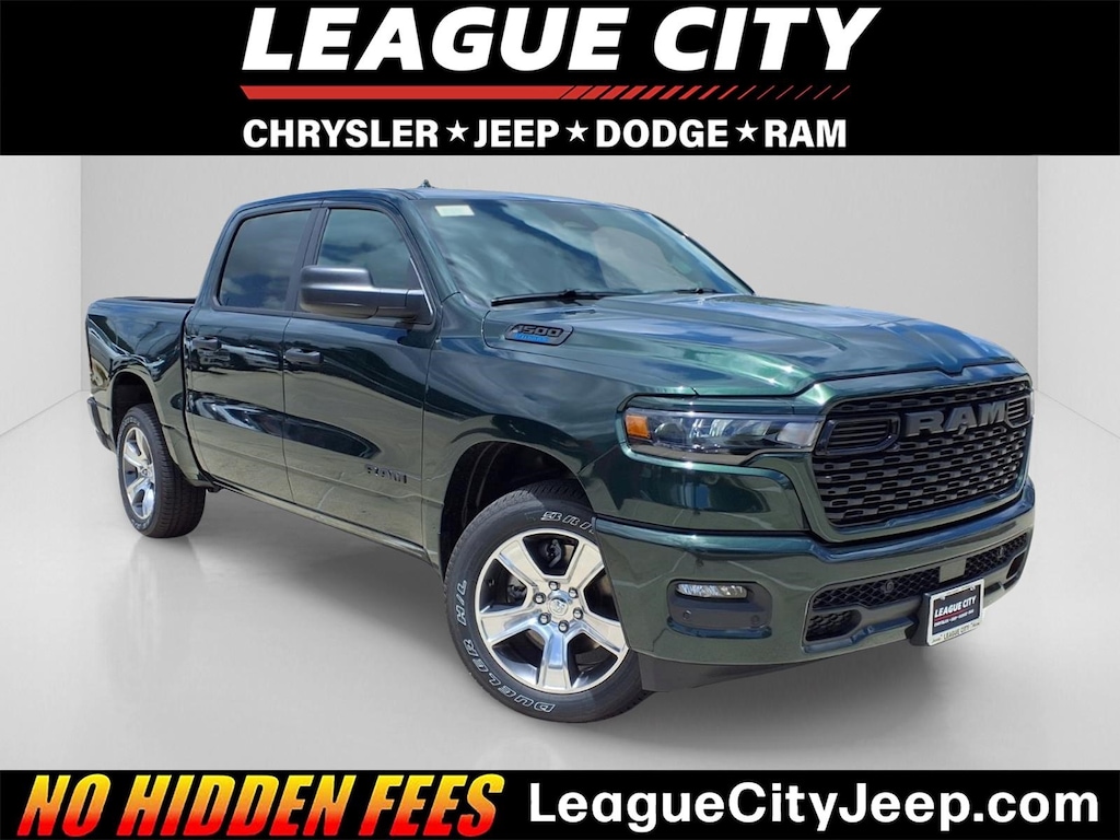 New 2026 Ram 1500 Express Crew Cab