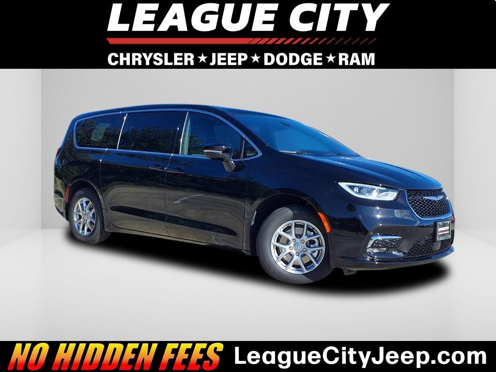 New 2026 Chrysler Pacifica SELECT Passenger Van