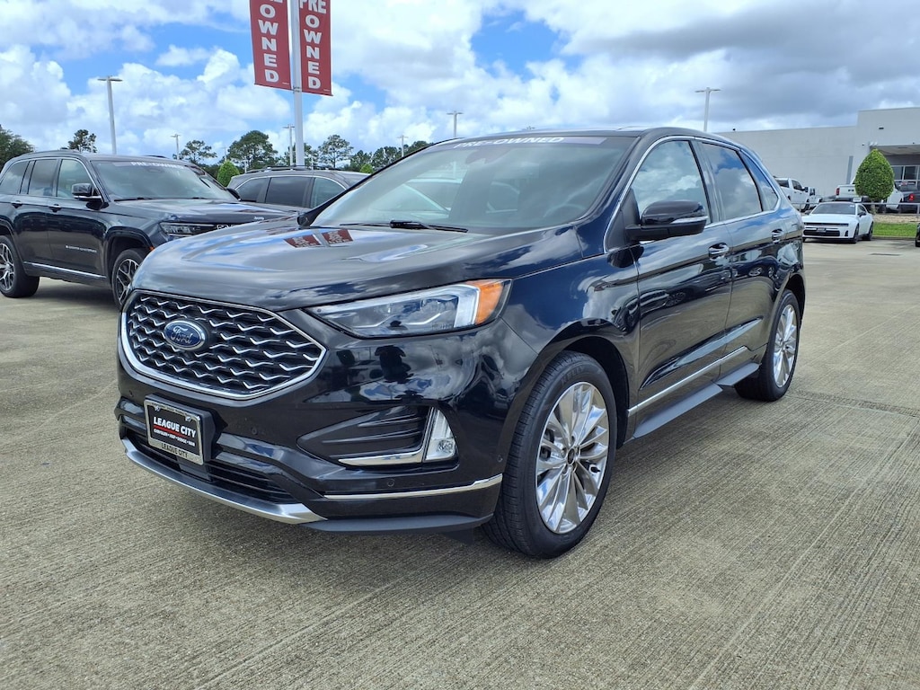 Used 2022 Ford Edge Titanium SUV