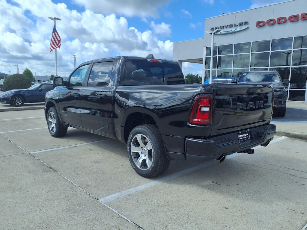 New 2026 Ram 1500 Express Crew Cab