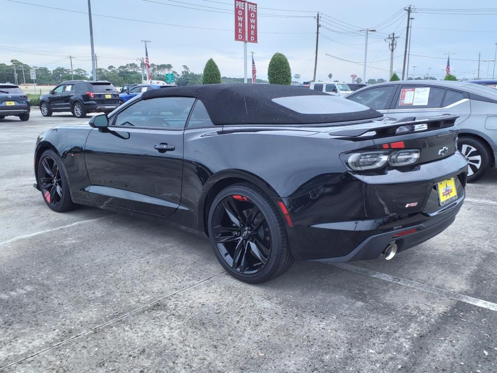 Used 2024 Chevrolet Camaro 3LT with VIN 1G1FD3DS1R0118415 for sale in Dickinson, TX