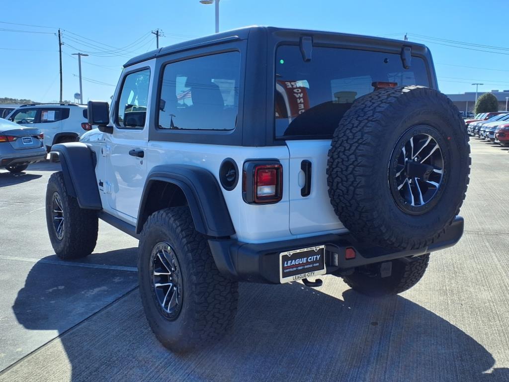 2025 Jeep Wrangler Two-Door Willys photo 2