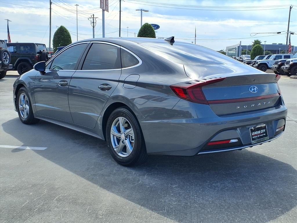 Used 2023 Hyundai Sonata SE Sedan