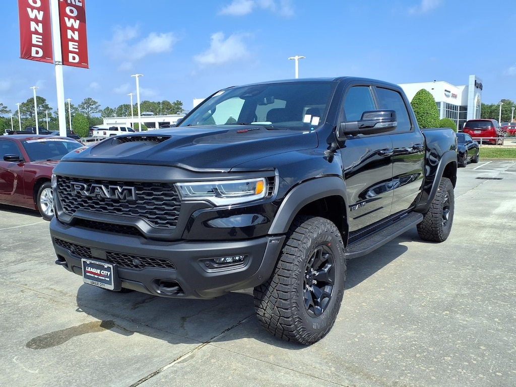 New 2026 Ram 1500 RHO CREW CAB 4X4 5'7 BOX Pickup