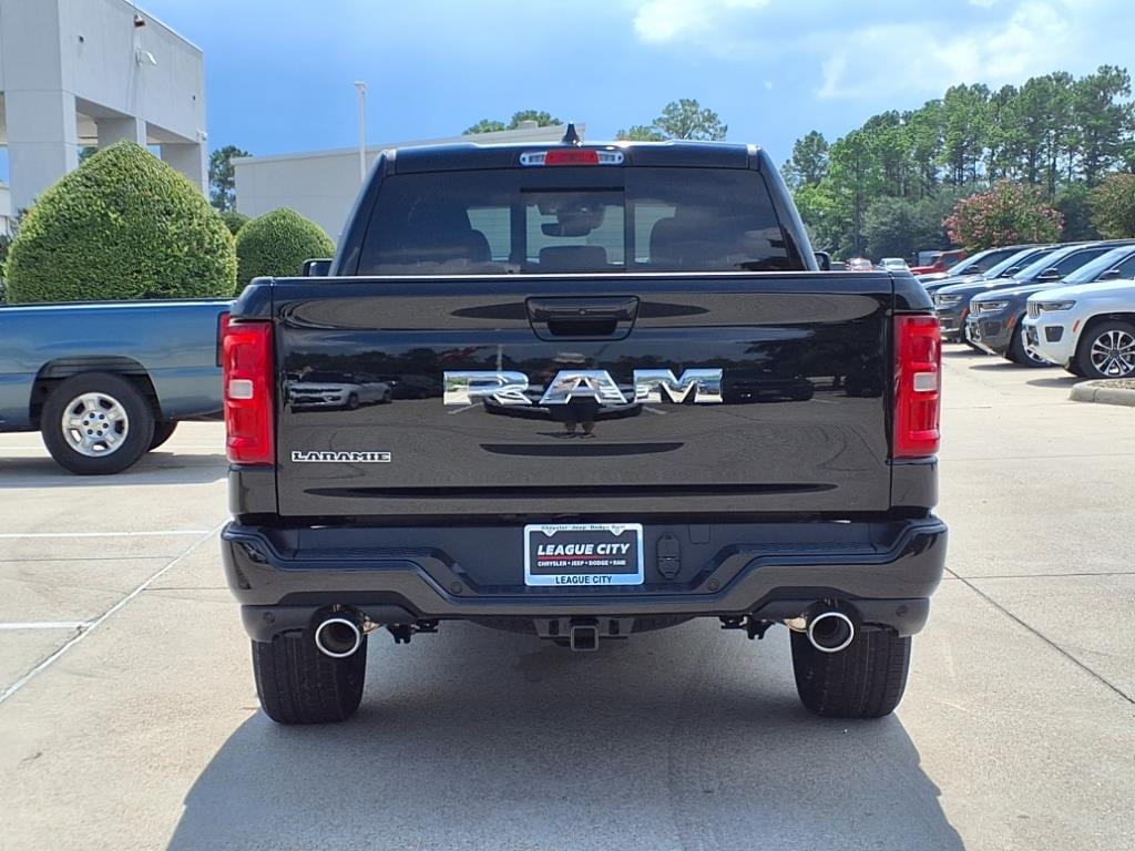 2026 Ram 1500 Laramie photo 3