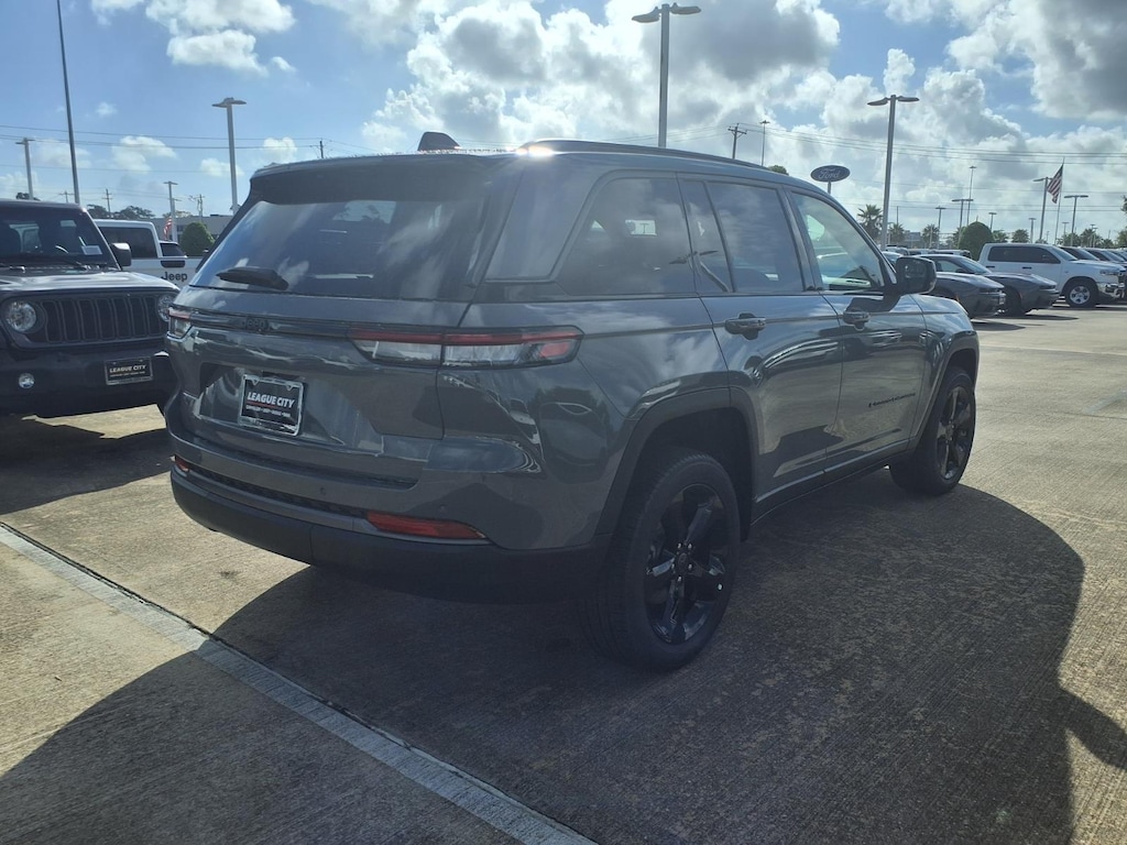 New 2027 Jeep Grand Cherokee 2 Row Limited Sport Utility