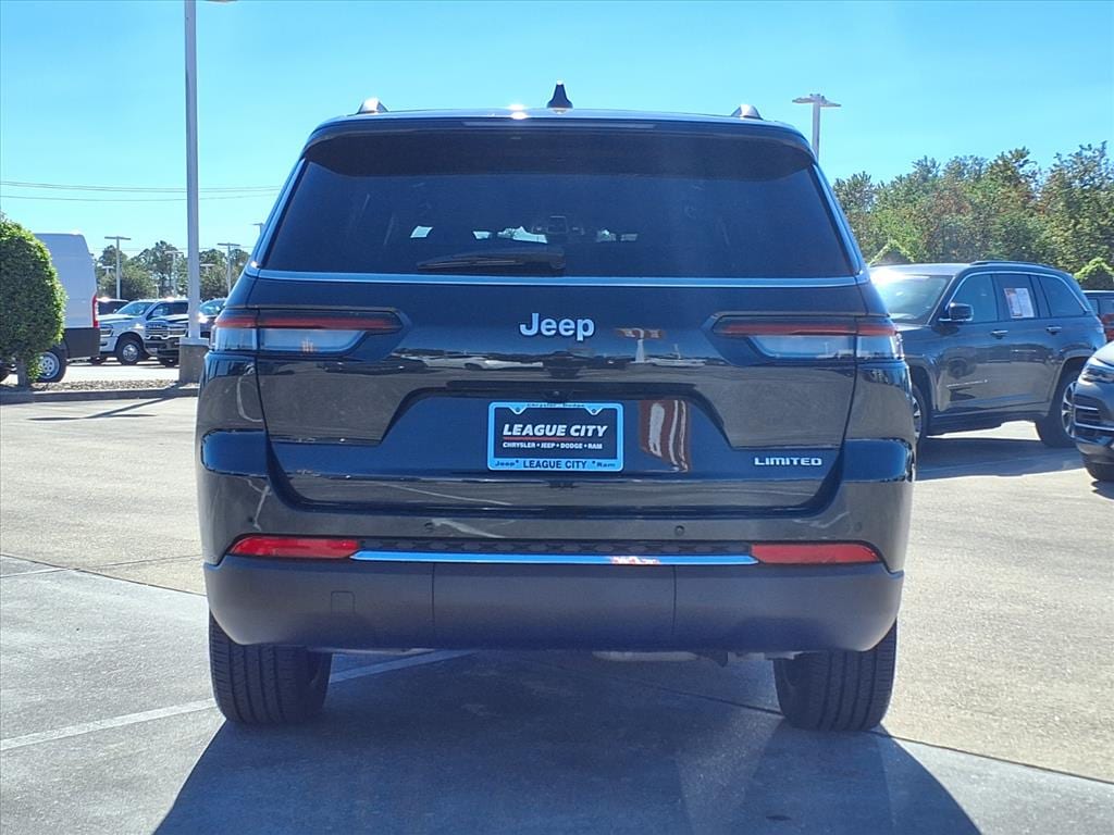 2024 Jeep Grand Cherokee Limited photo 2