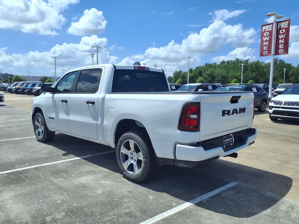 New 2026 Ram 1500 Express Crew Cab