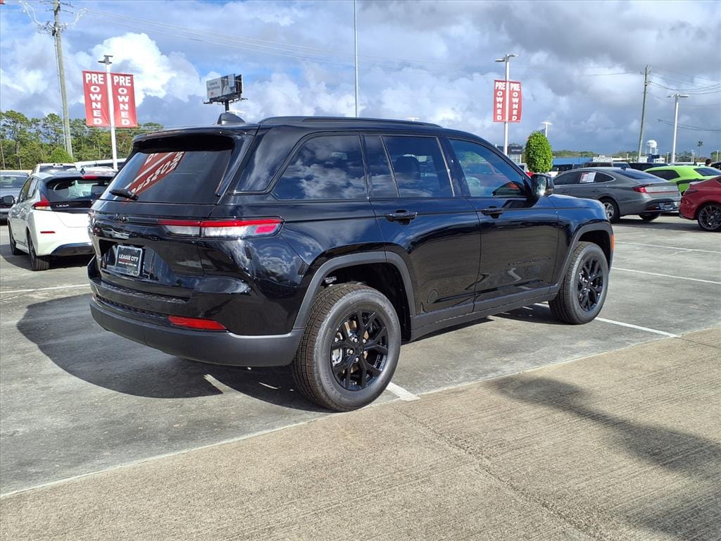 2025 Jeep Grand Cherokee Altitude X photo 3