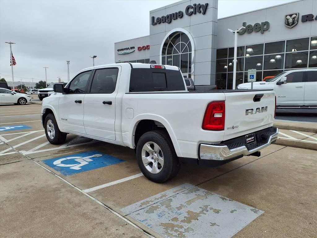 New 2025 Ram 1500 Lone Star Crew Cab