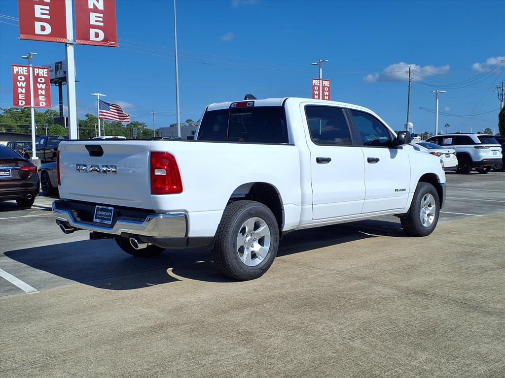 2026 Ram 1500 Tradesman photo 3