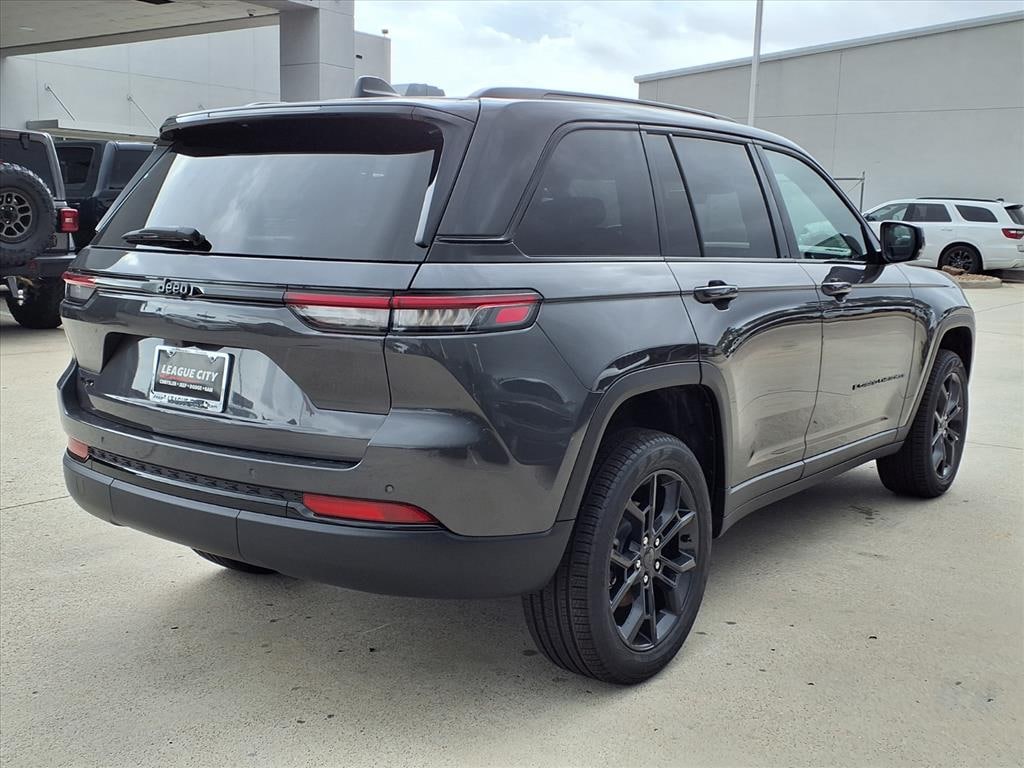 New 2025 Jeep Grand Cherokee Limited Sport Utility