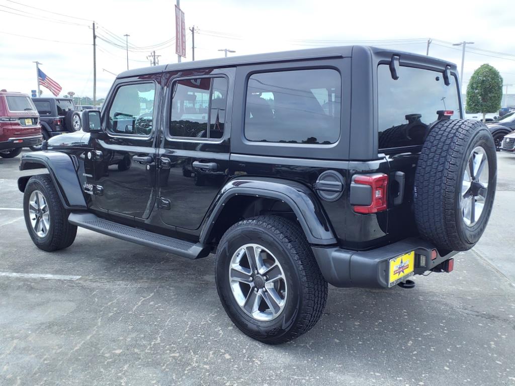 Used 2022 Jeep Wrangler Unlimited Sahara with VIN 1C4HJXEN8NW128441 for sale in Dickinson, TX