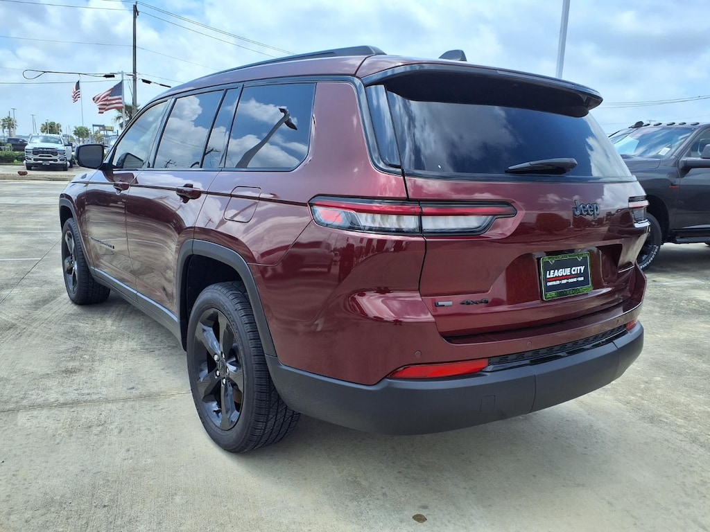 Used 2021 Jeep Grand Cherokee L Altitude SUV
