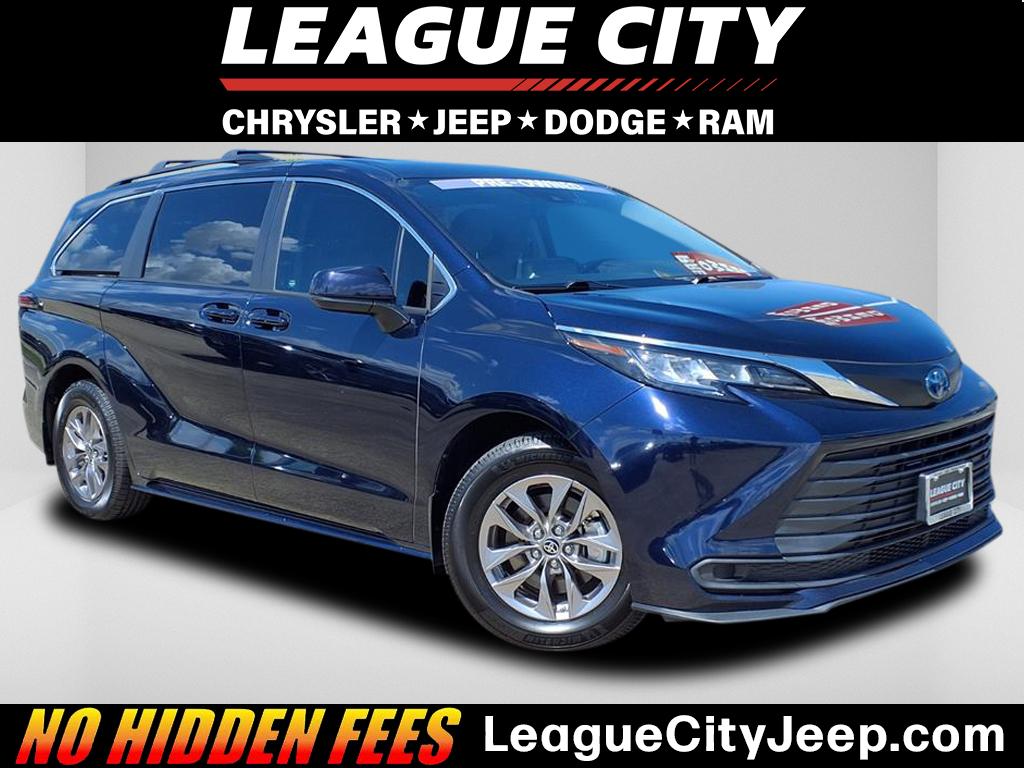 2023 Toyota Sienna