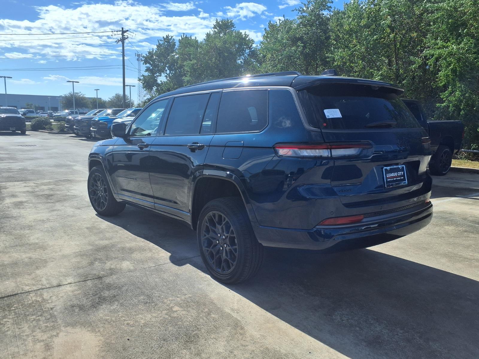 New 2027 Jeep