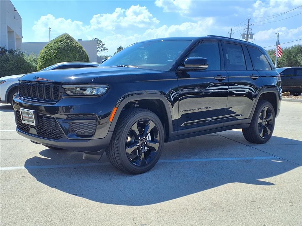 New 2025 Jeep Grand Cherokee Altitude X Sport Utility
