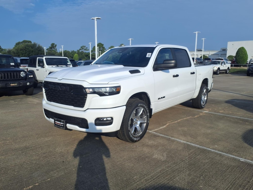New 2026 Ram 1500 Express Crew Cab
