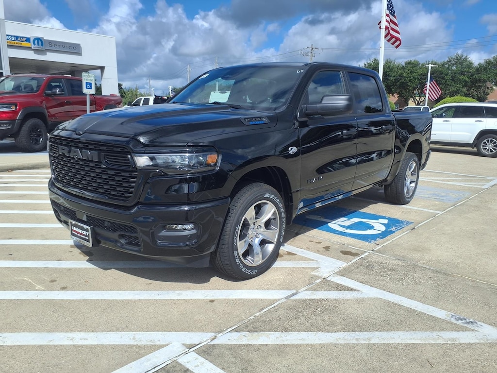 New 2026 Ram 1500 Express Crew Cab
