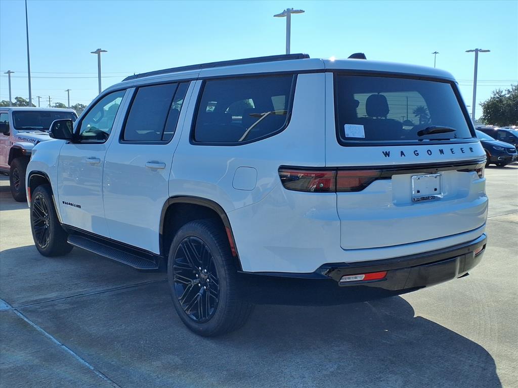 2025 Jeep Wagoneer Carbide photo 2