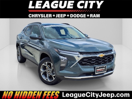 2025 Chevrolet Trax LT SUV
