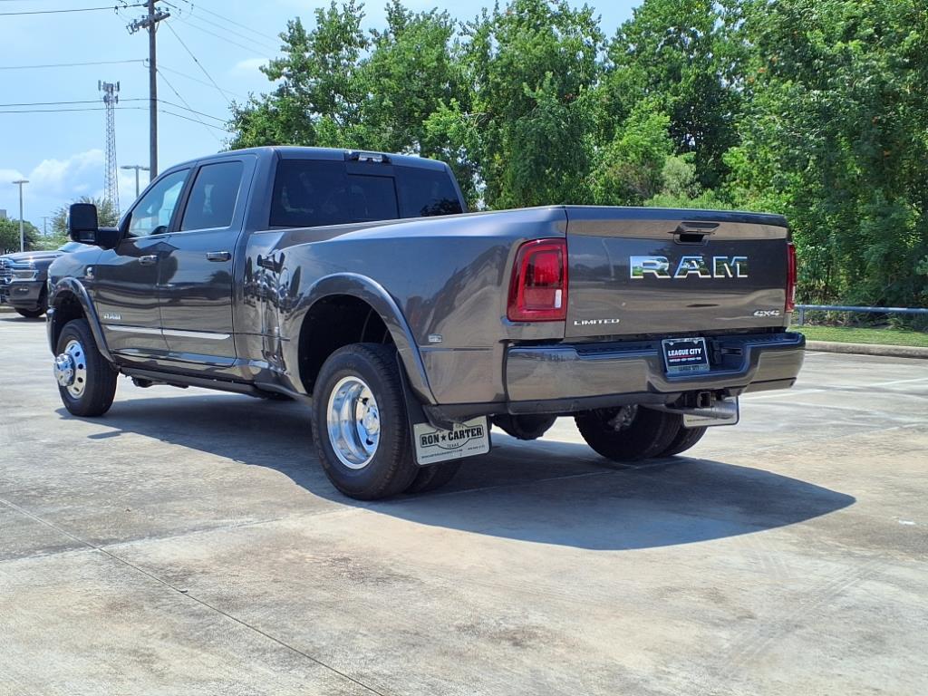 2026 Ram 3500 Limited photo 2