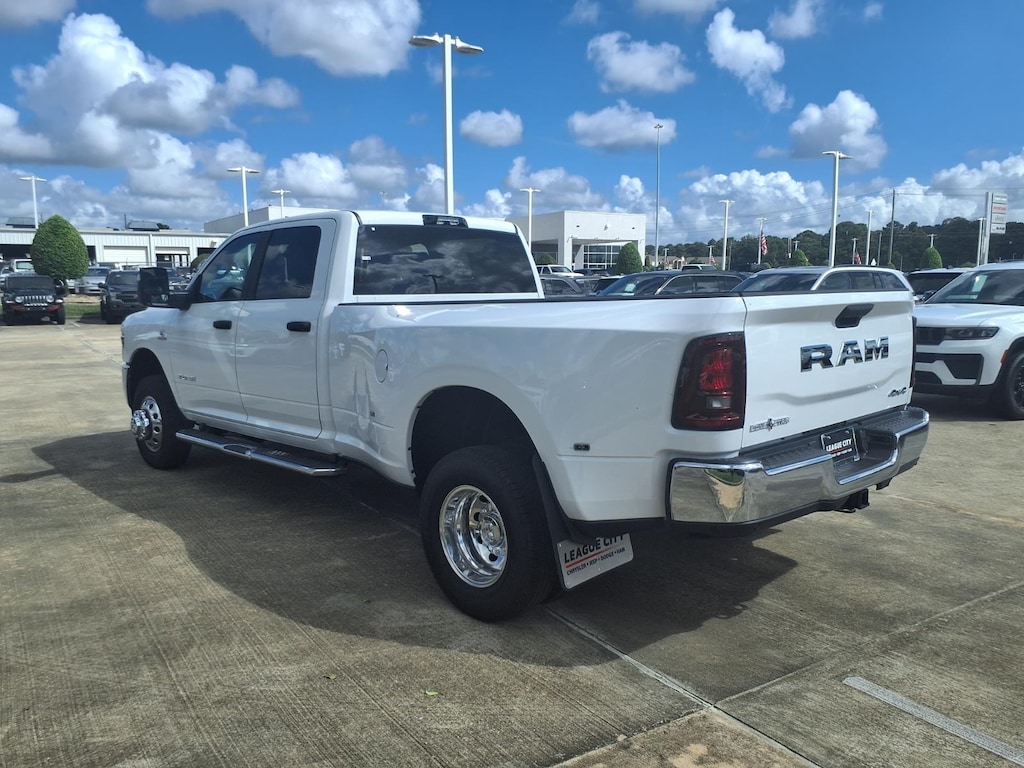 New 2027 Ram 3500 Lone Star Pickup