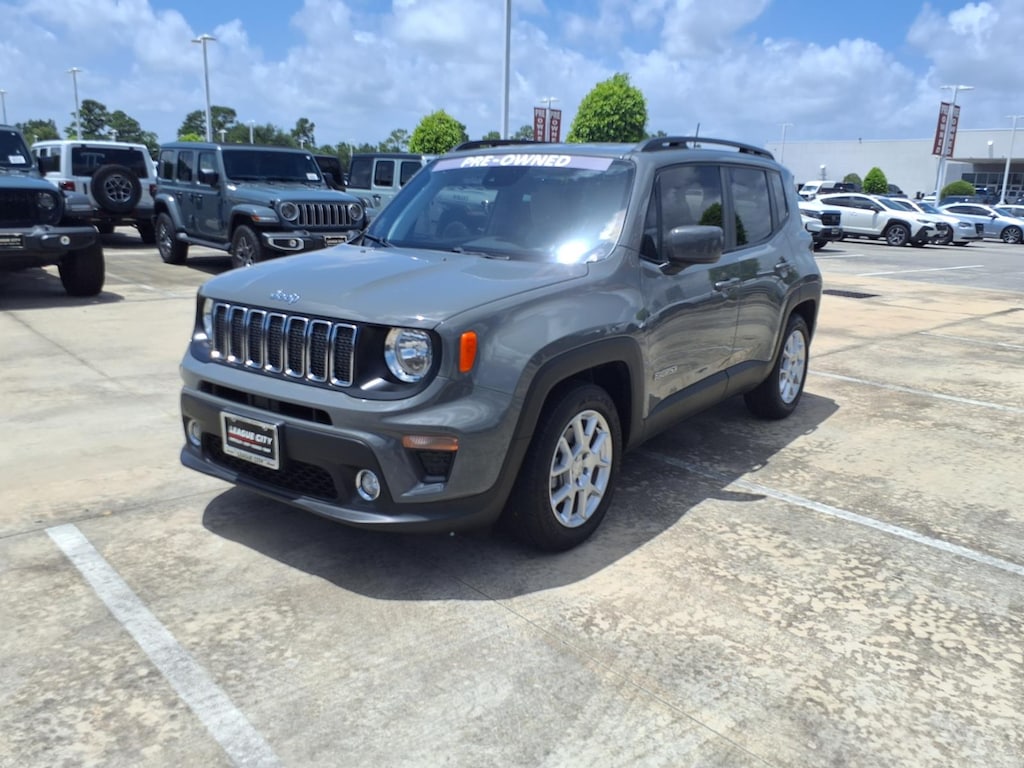 Used 2021 Jeep Renegade Latitude SUV
