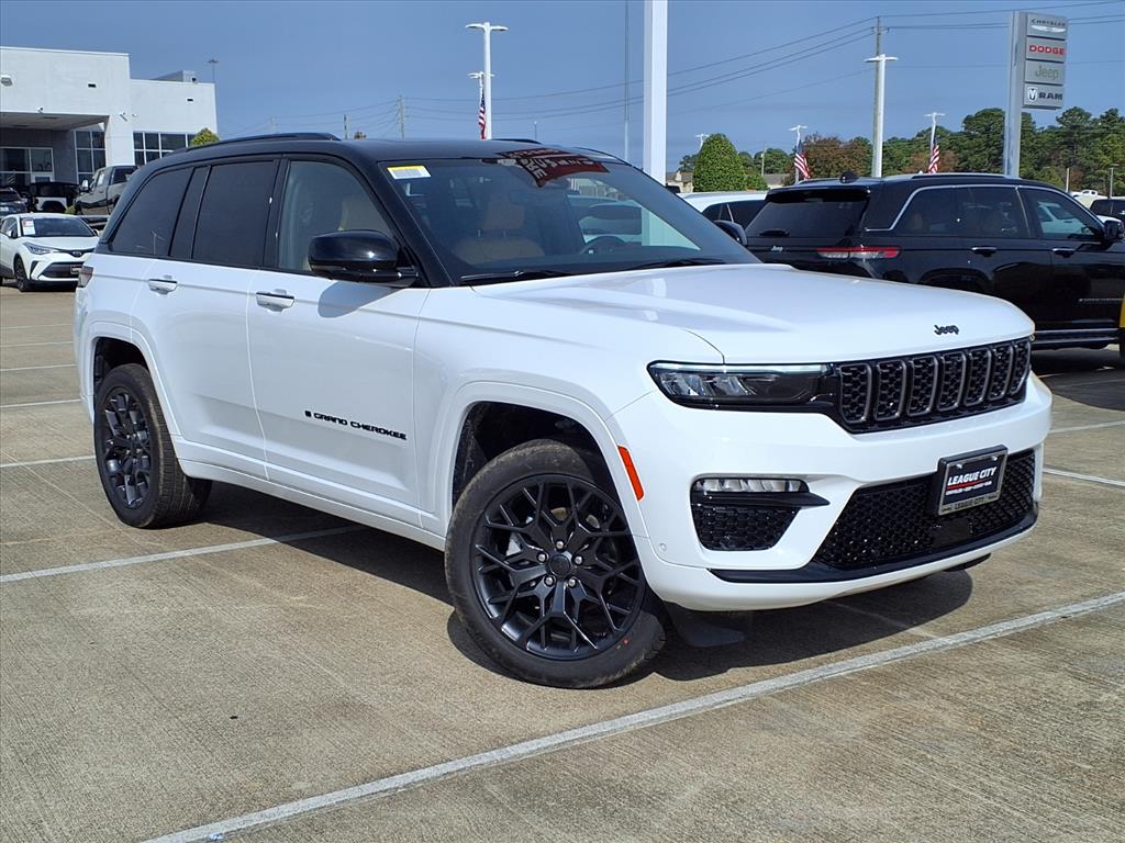 2025 Jeep Grand Cherokee Summit's photo