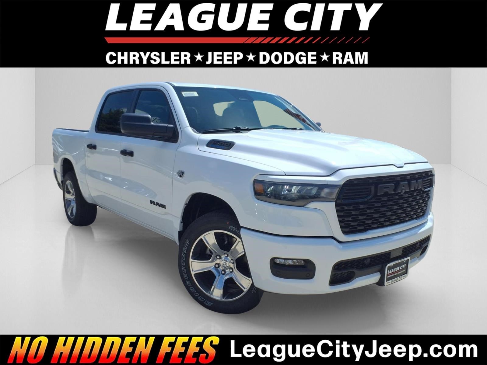 New 2026 Ram 1500 EXPRESS CREW CAB 4X2 5'7 BOX