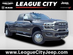 2026 Ram 3500 Laramie Crew Cab