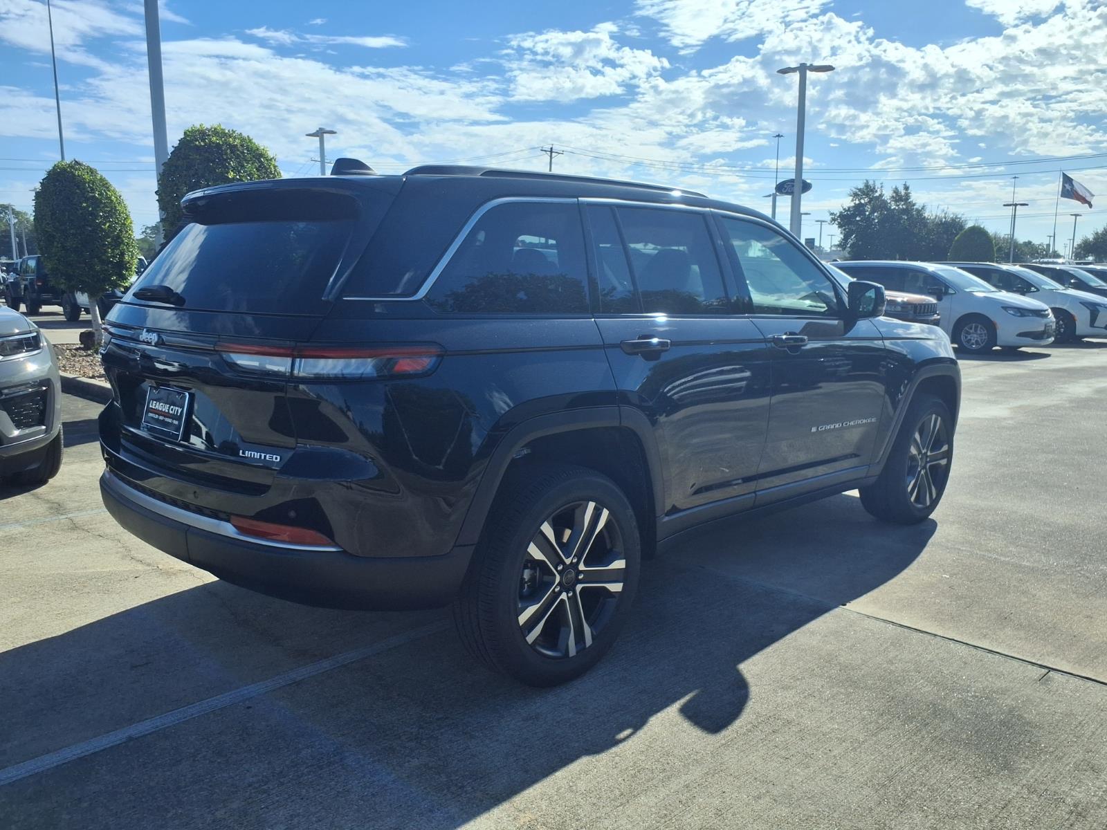 New 2027 Jeep Grand Cherokee 2 Row Limited Sport Utility