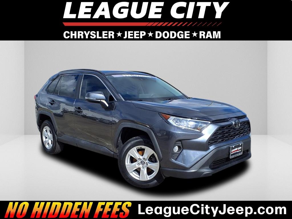 Used 2020 Toyota RAV4 XLE SUV