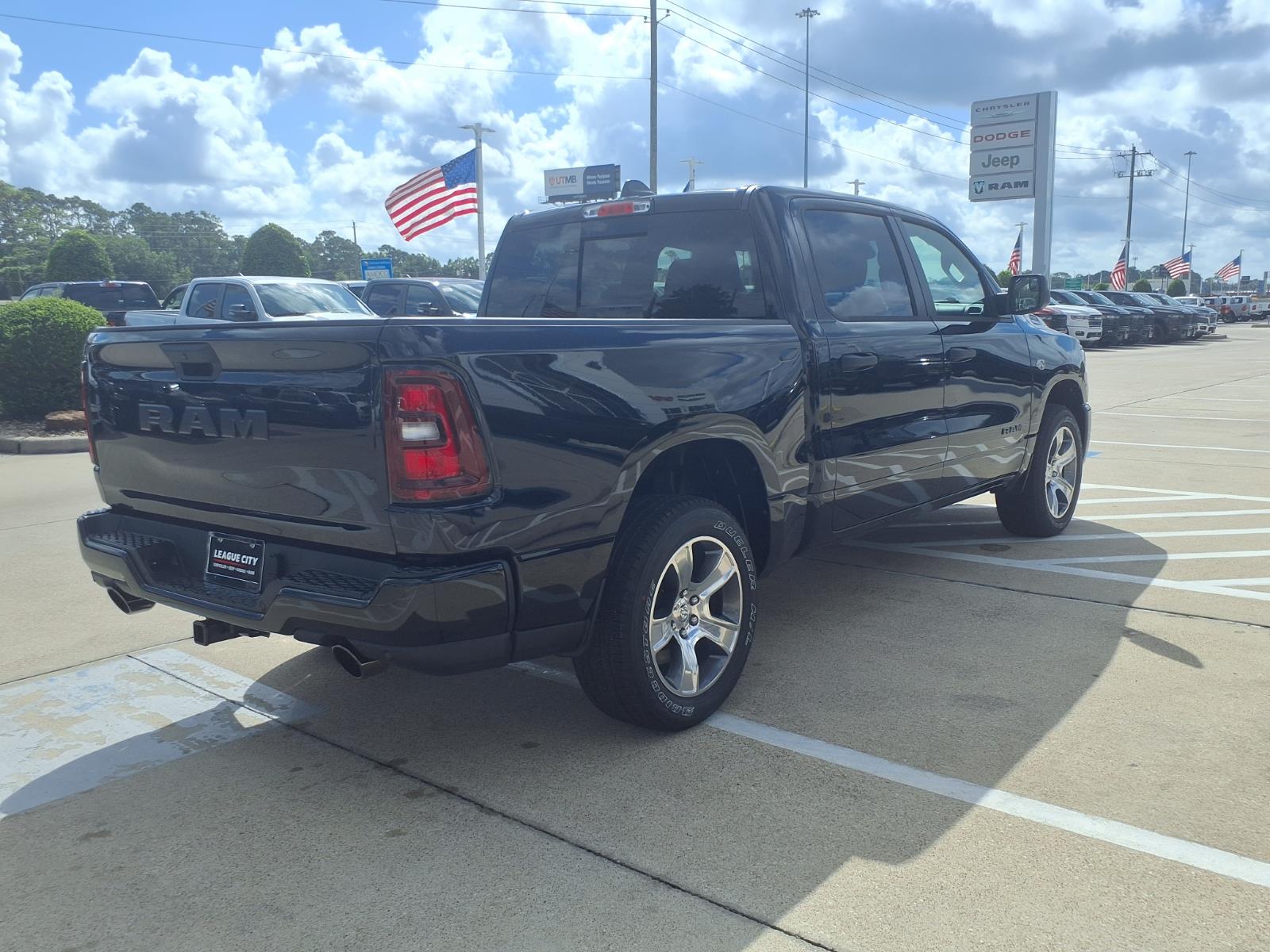 New 2026 Ram 1500 Express Crew Cab