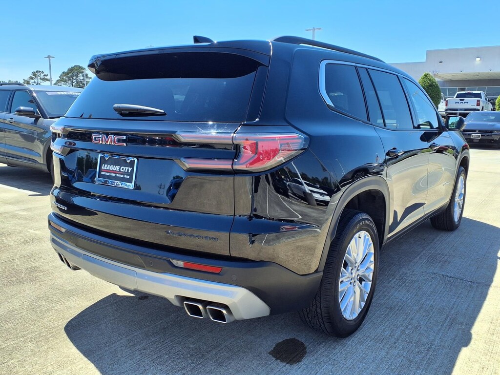 Used 2024 GMC Acadia Elevation Elevation SUV