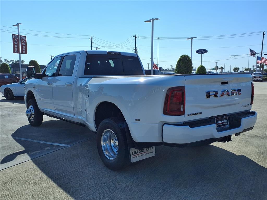 2026 Ram 3500 Laramie photo 2