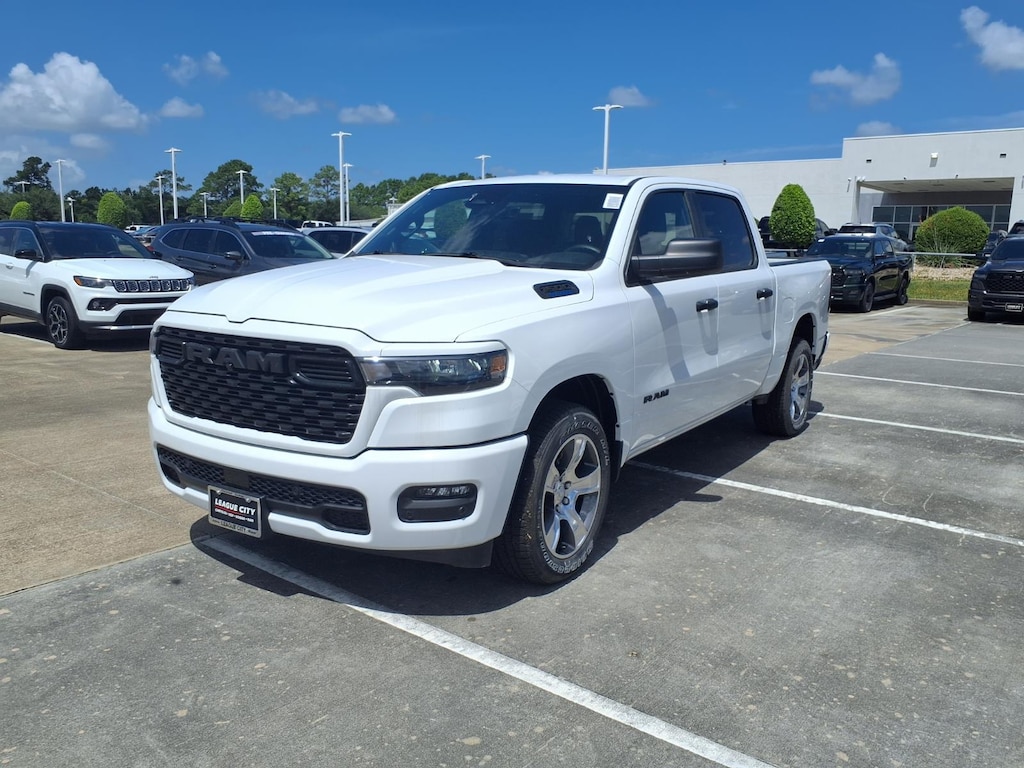 New 2026 Ram 1500 Express Crew Cab