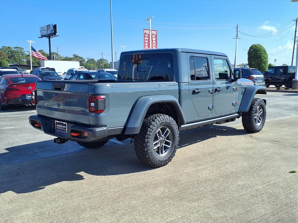 New 2026 Jeep Gladiator Mojave Pickup