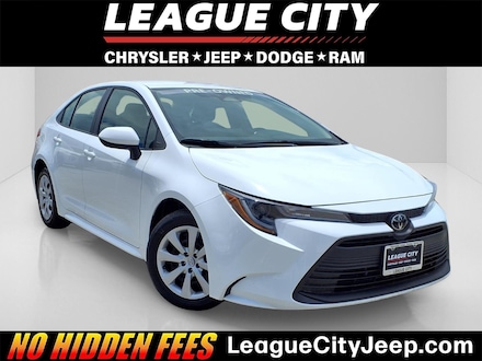 2026 Toyota Corolla LE Sedan